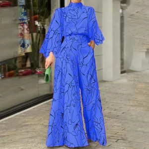 Combinaison élégante à manches longues