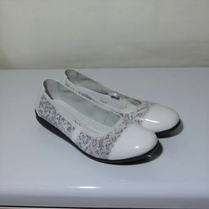 Ballerine plate Coloris vernis blanc / chevrons multicolores INEA Danae