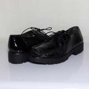 Chaussure cuir femme derby lacet semelle épaisse talon plat PEDIGIRL GOFIQUE Vernis noir fripé