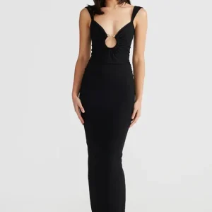 Robe de soiree decollete plongeant