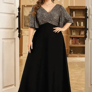 Robe grande taille noire et argentée