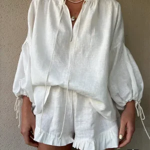 "Brise Marine" Ensemble de Plage Décontracté – Top Col V et Short à Volants