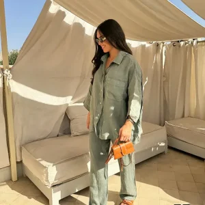 "Élégance Nomade" Ensemble Streetwear Élégant – Chemise et Pantalon à Jambes Larges