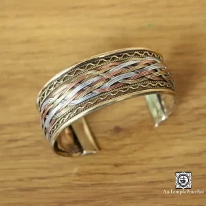 "Embrace Népalais" - Manchette Tressée en Cuivre