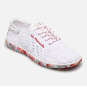 Tennis femme Maille extensible Semelle intérieure cuir Talon plat TBS Jazaria Coloris blanc semelle camouflage corail