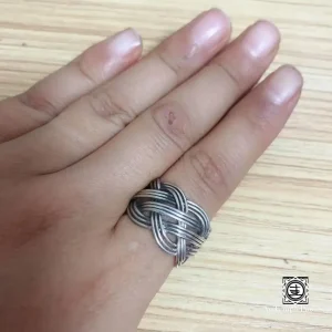 "Nœud de Gyantse" - Anneau Tressé en Argent Tibétain